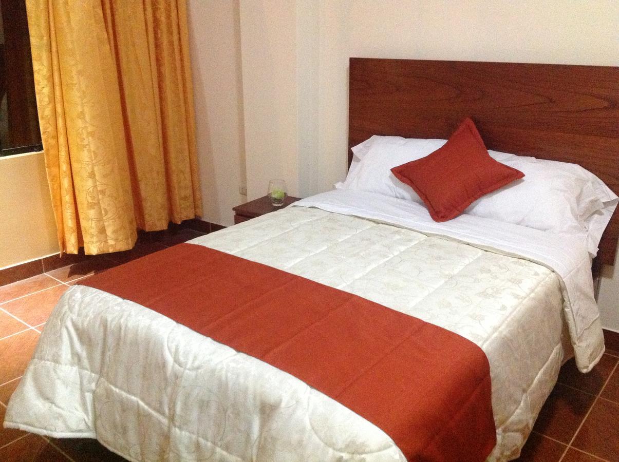 Victtorios Hotel Satipo المظهر الخارجي الصورة