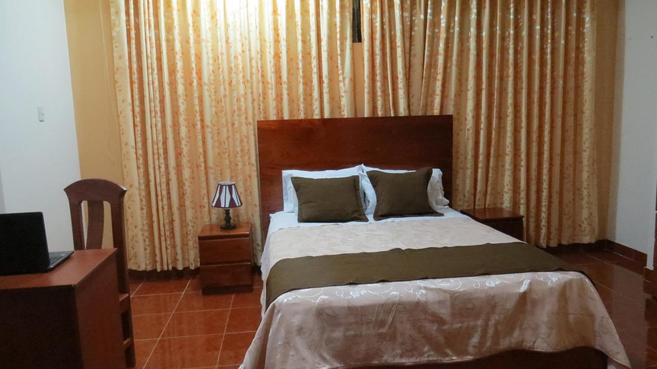 Victtorios Hotel Satipo المظهر الخارجي الصورة