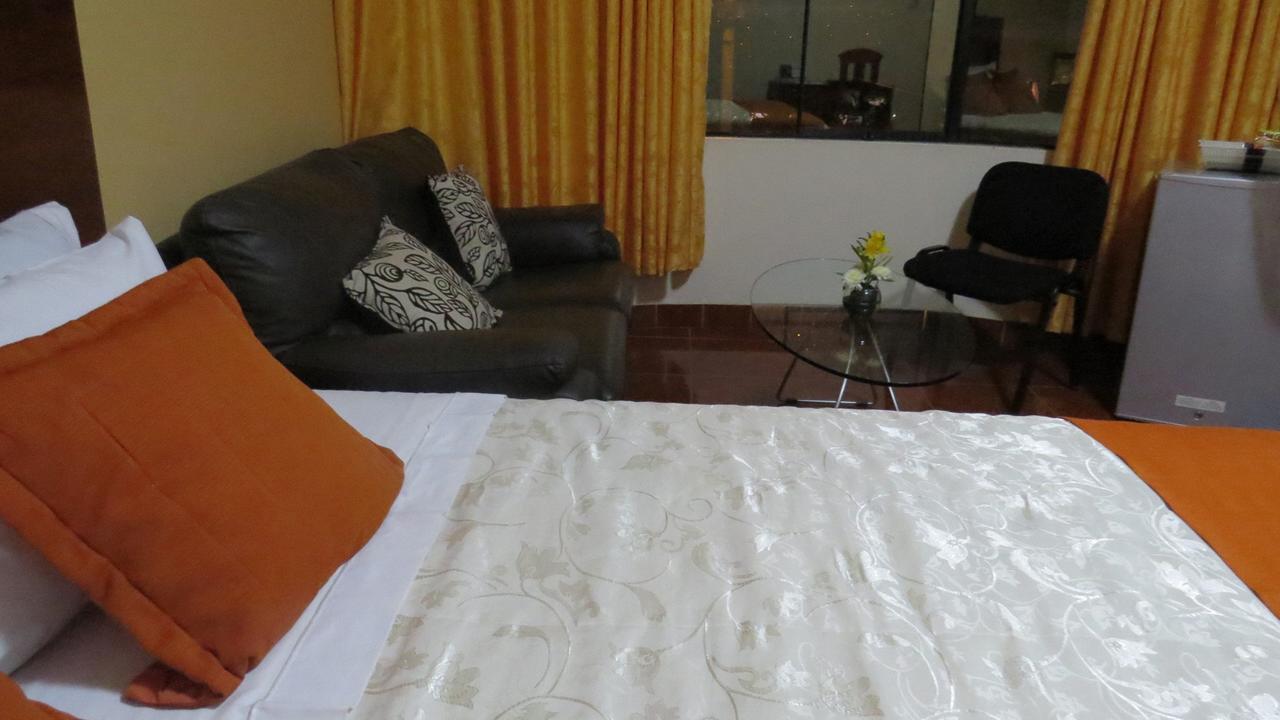 Victtorios Hotel Satipo المظهر الخارجي الصورة