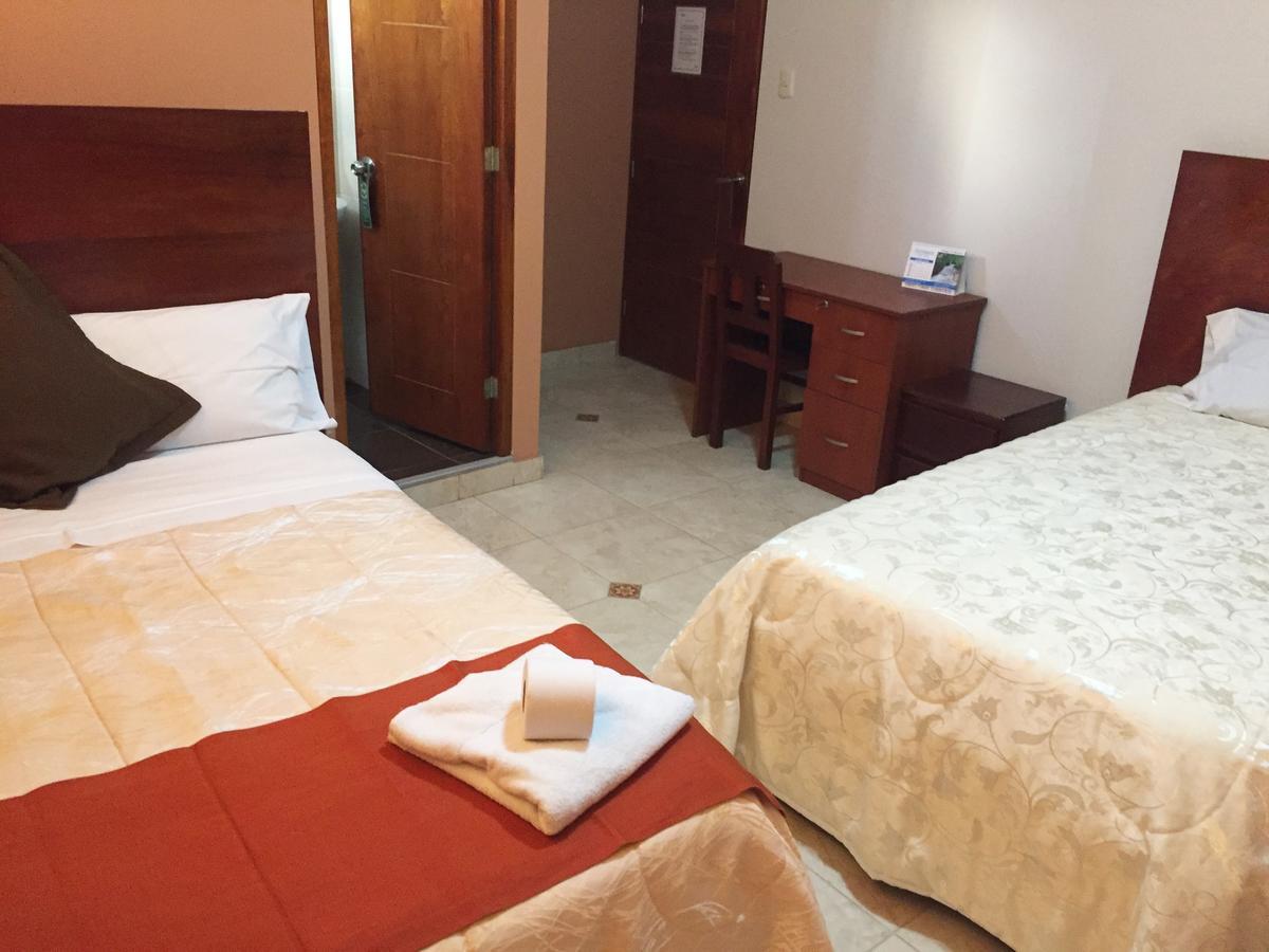 Victtorios Hotel Satipo المظهر الخارجي الصورة