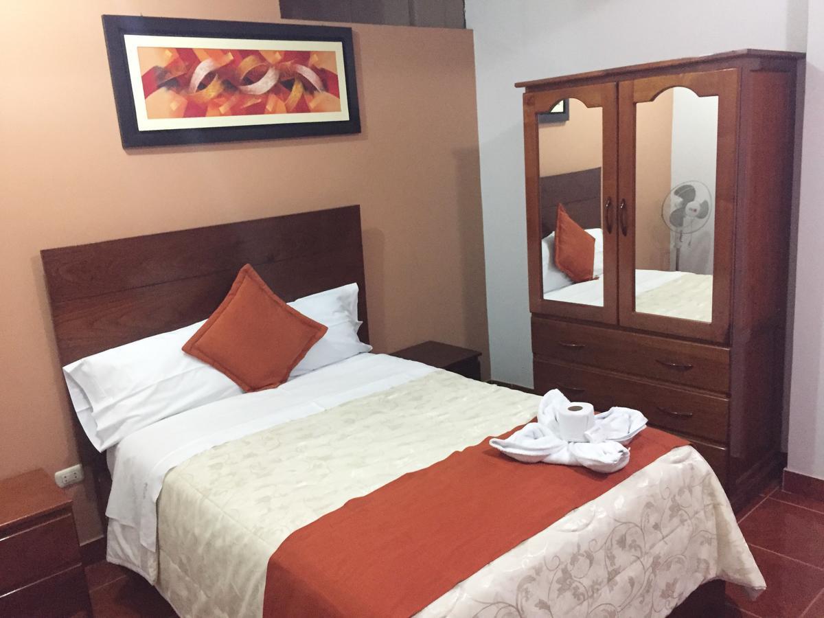 Victtorios Hotel Satipo المظهر الخارجي الصورة